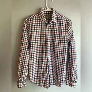 Men’s checkered button down